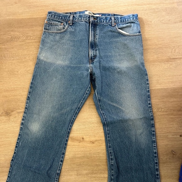 Men's Levi's 517 Bootcut Jeans Size W42xL34 - Picture 1 of 6